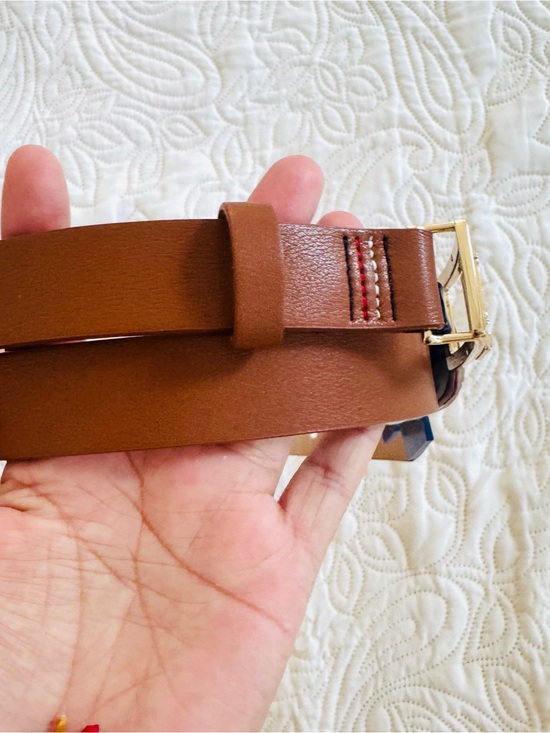 Tommy Hilfiger Brown women’s Belt with Gold TH Buckle. Size M
